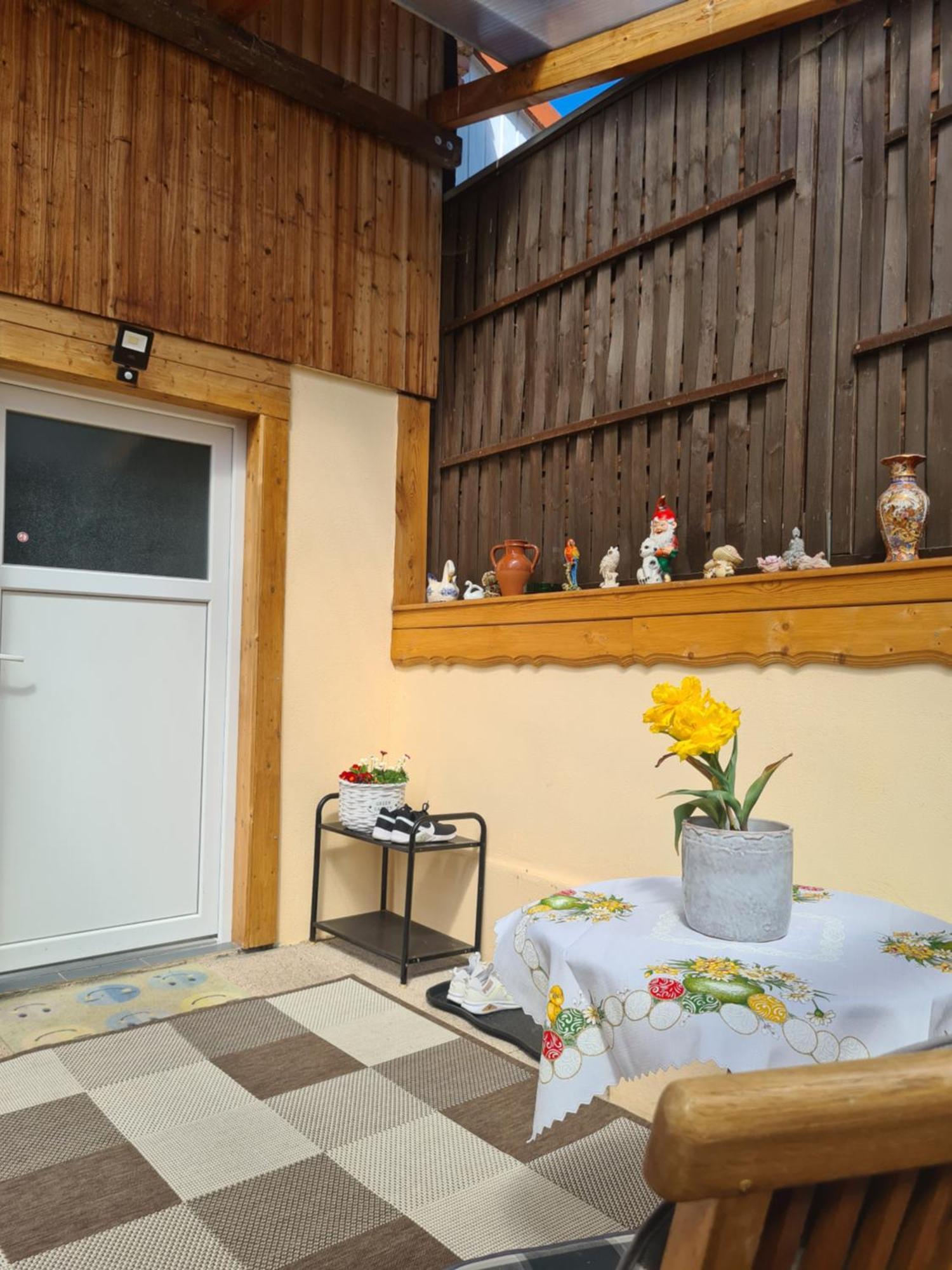 Ferienwohnung Weisskopf Alkersleben Екстериор снимка