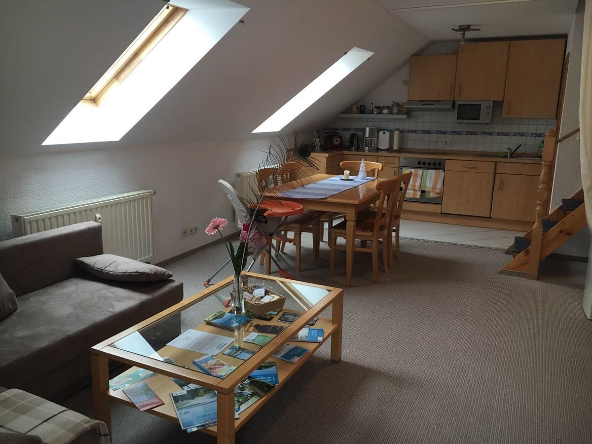 Ferienwohnung Weisskopf Alkersleben Екстериор снимка