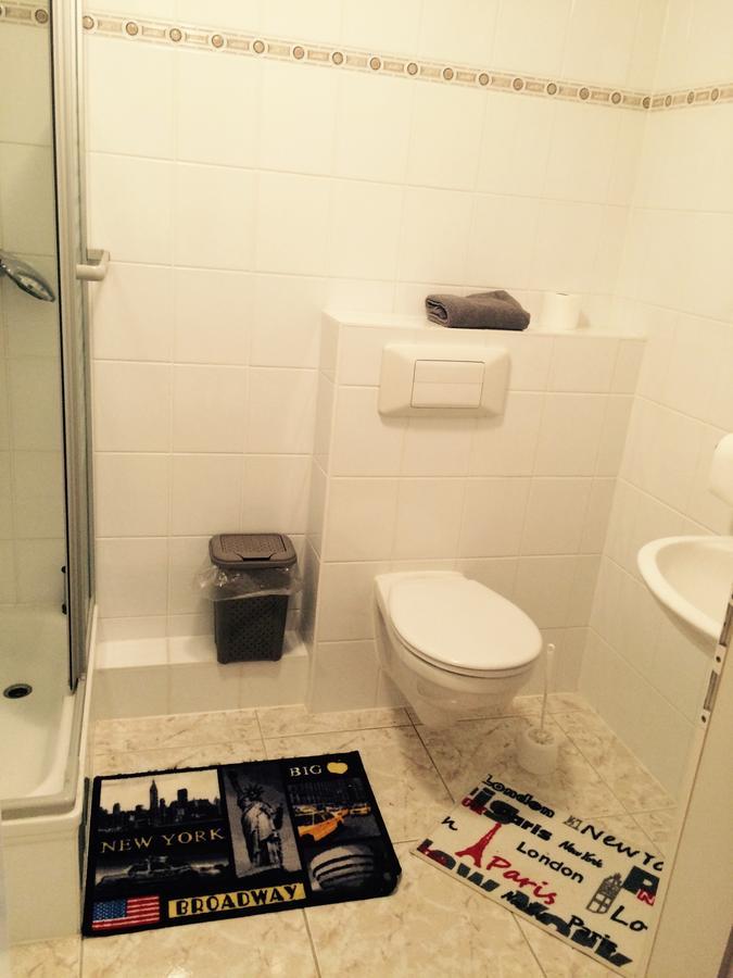 Ferienwohnung Weisskopf Alkersleben Екстериор снимка