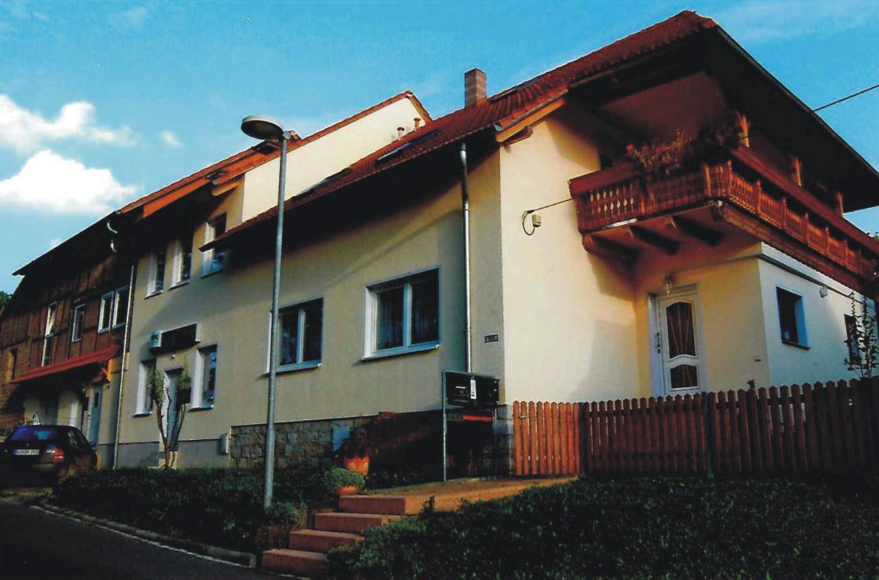 Ferienwohnung Weisskopf Alkersleben Екстериор снимка